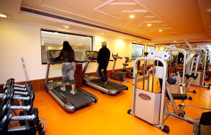 Holiday Regency Moradabad Eksteriør billede