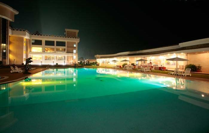 Holiday Regency Moradabad Eksteriør billede